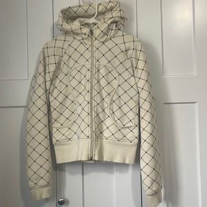 Lululemon Scuba, size 6, Limited Edition